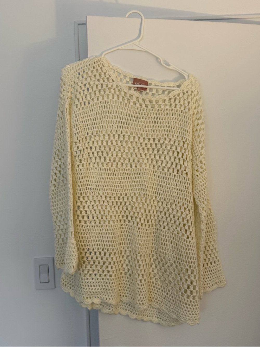 Show Me Your MuMu Paula Pullover Coverup in White Crochet - Picture 3 of 4